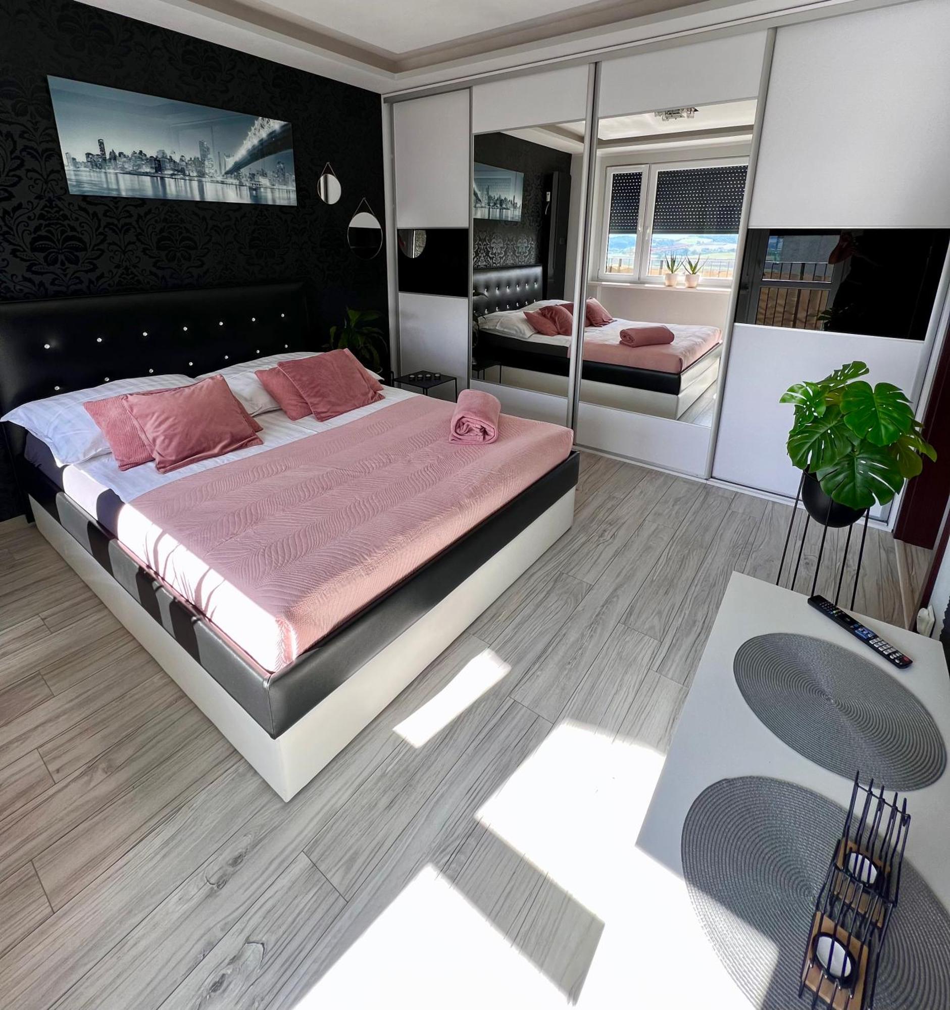Spoldzielcza 22 Apartament Sky Line Kłodzko Kültér fotó